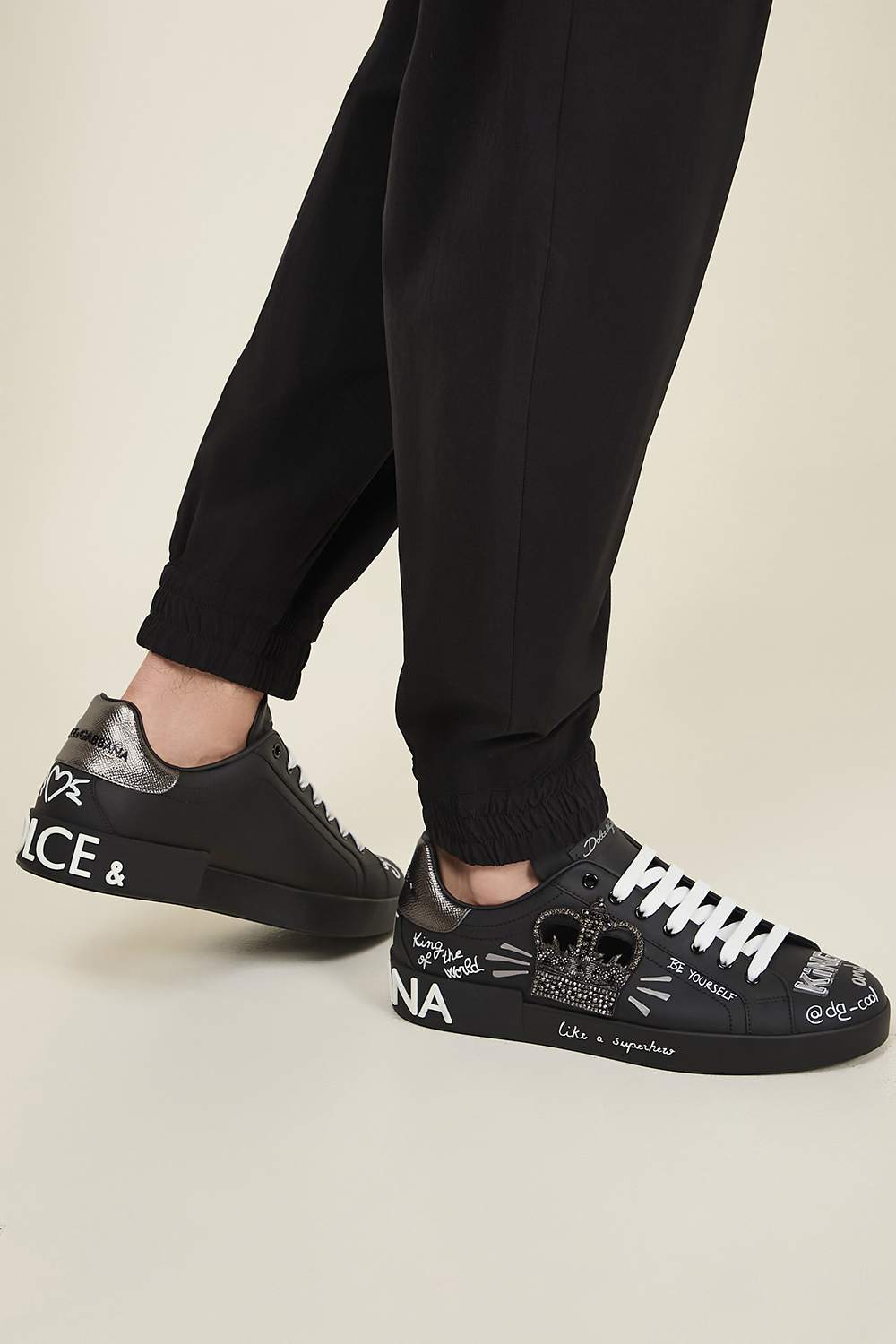 תמונת כל הלוק של נעלי סניקרס DOLCE & GABBANA